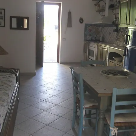 Apartment With 2 In Lipari, With Furnished Terrace - 20 M From T Lipari (Isola Lipari)